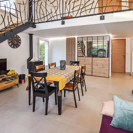 Lovely In Holiday home Villes-sur-Auzon